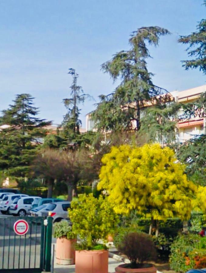 T3 Spacieux Et Lumineux A 5Min Du Port De Sanary - Fleur De Mai Apartment Bagian luar foto